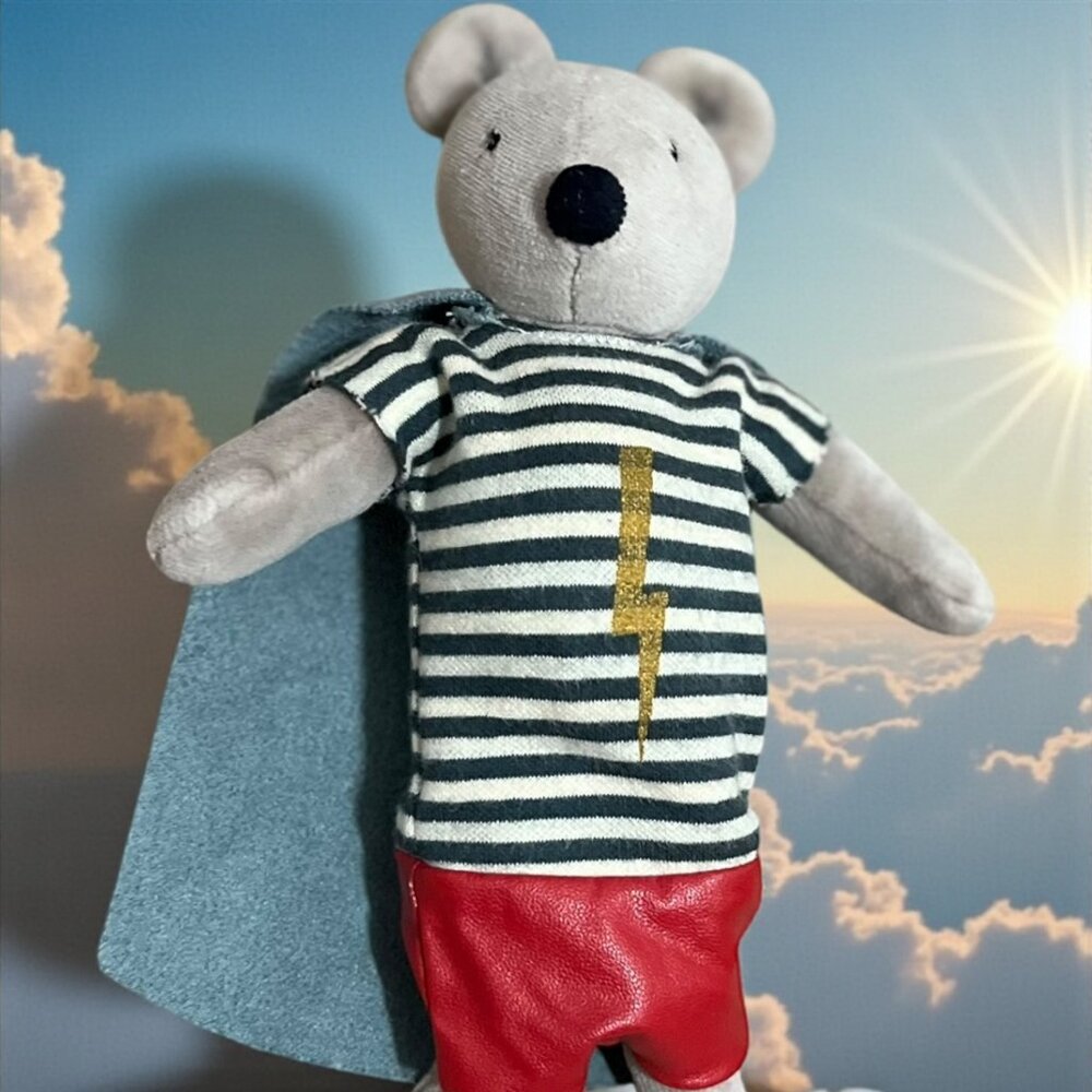 Moulin Roty Plush Mouse in Retired Maileg Red/Blue Superhero Outfit READ DESCRIP